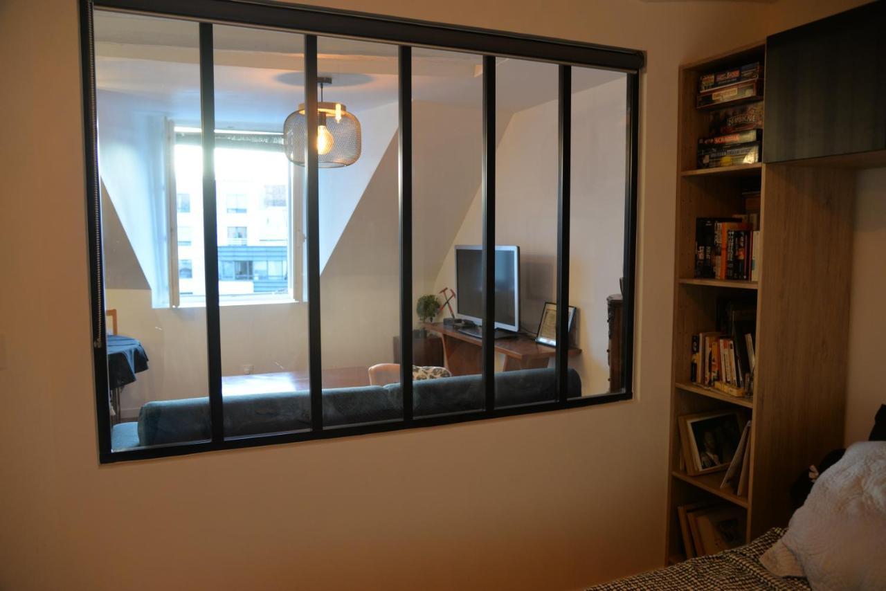 Martyrs Apartment Paris Bagian luar foto